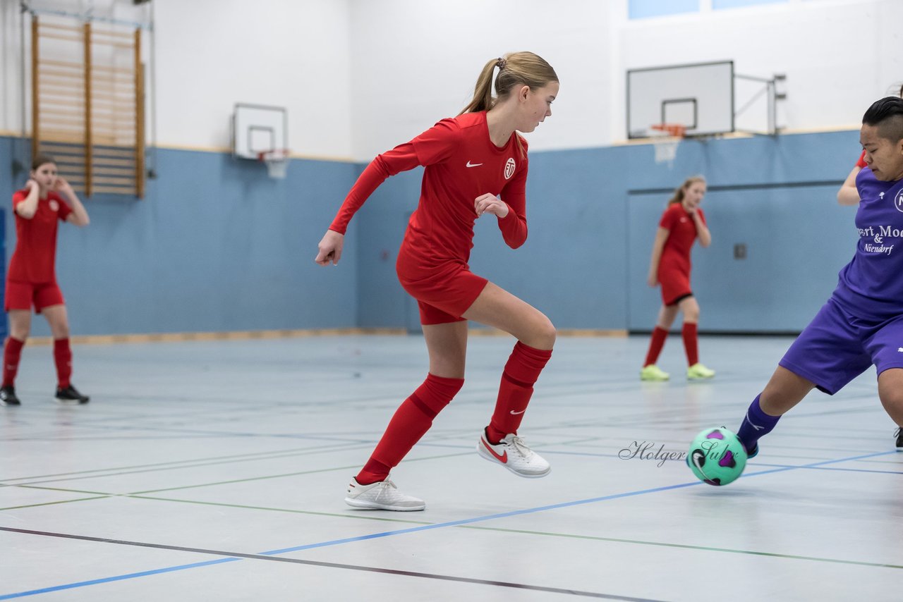 Bild 144 - C-Juniorinnen 2 Loewinnen Cup